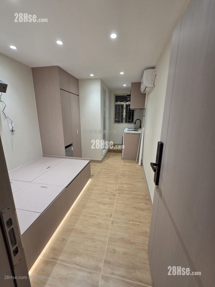 Man Yuen Building Rental Studio , 1 Bathroom 160 ft²