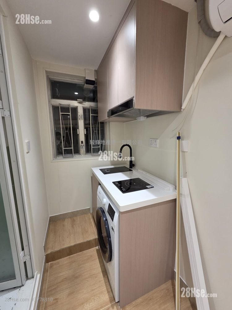Man Yuen Building Rental Studio , 1 Bathroom 160 ft²