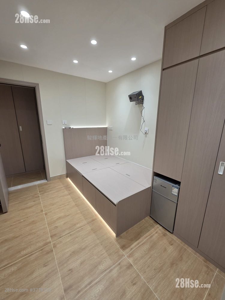 Man Yuen Building Rental Studio , 1 Bathroom 160 ft²