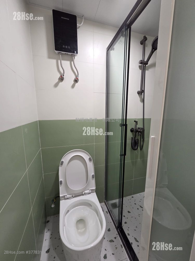 Man Yuen Building Rental Studio , 1 Bathroom 160 ft²