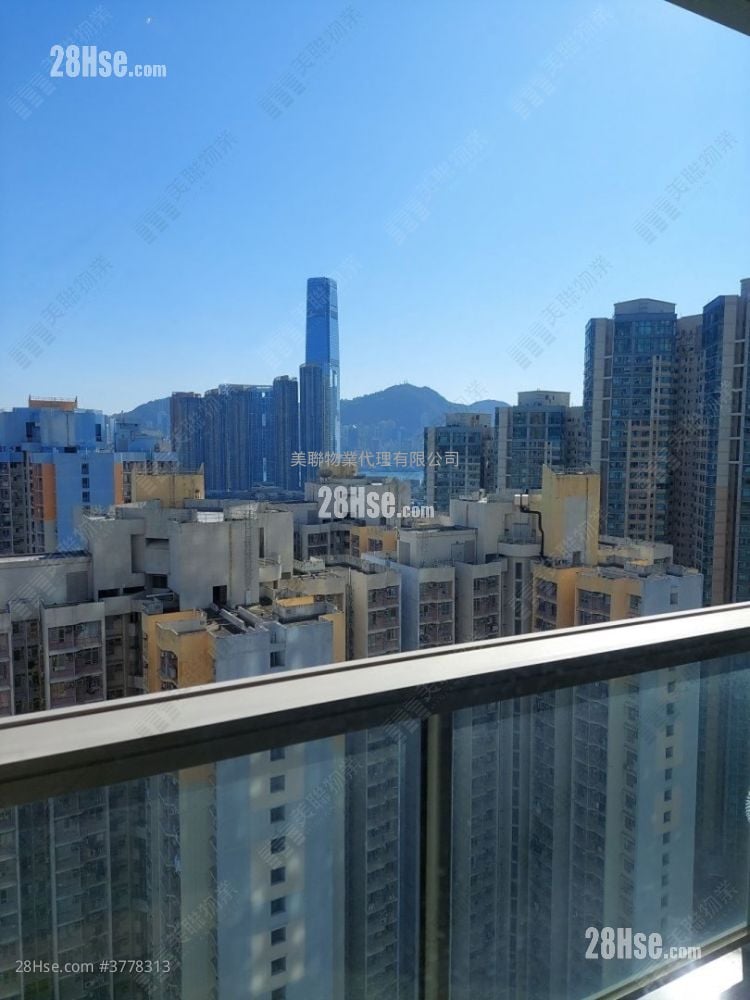 The Hermitage Rental 4 Bedrooms , 2 Bathrooms 1,113 ft²