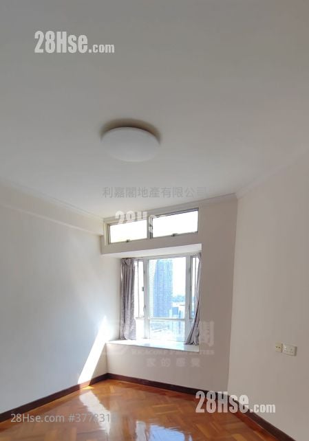 嘉湖山庄 售盘 3 房 , 1 浴室 551 平方尺