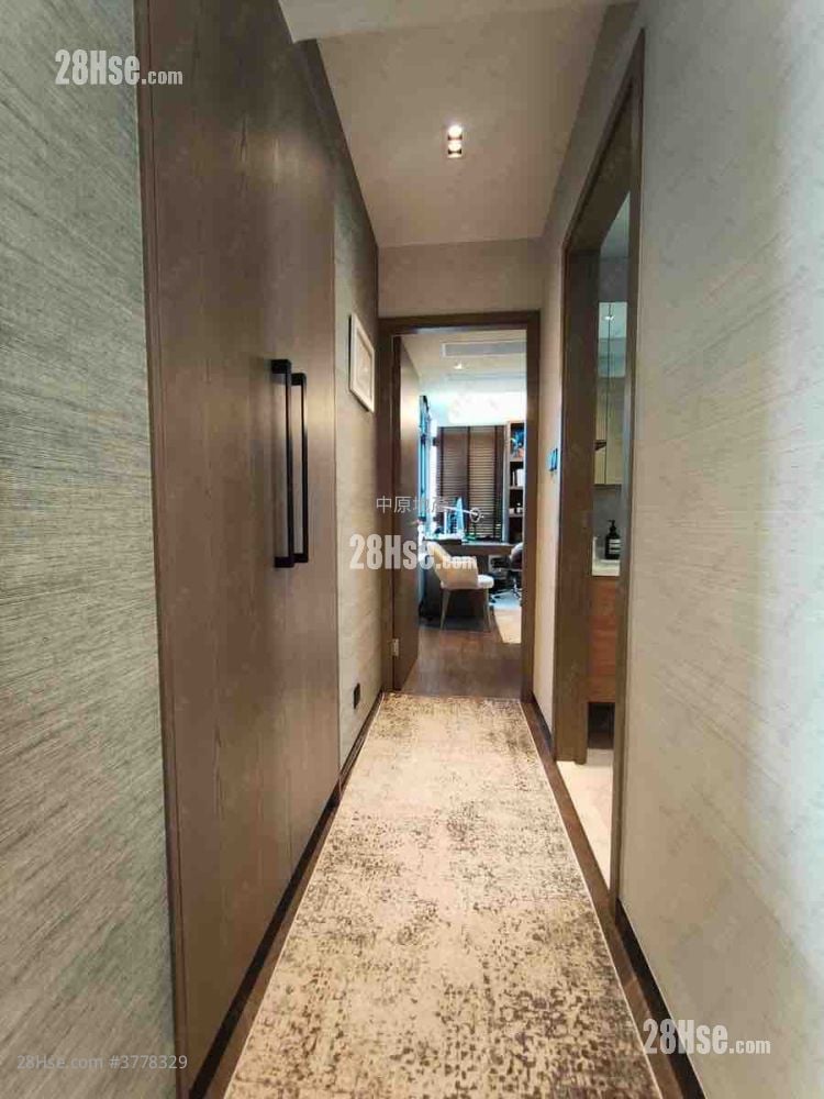 Hillsea Court Rental 3 Bedrooms , 2 Bathrooms 1,239 ft²