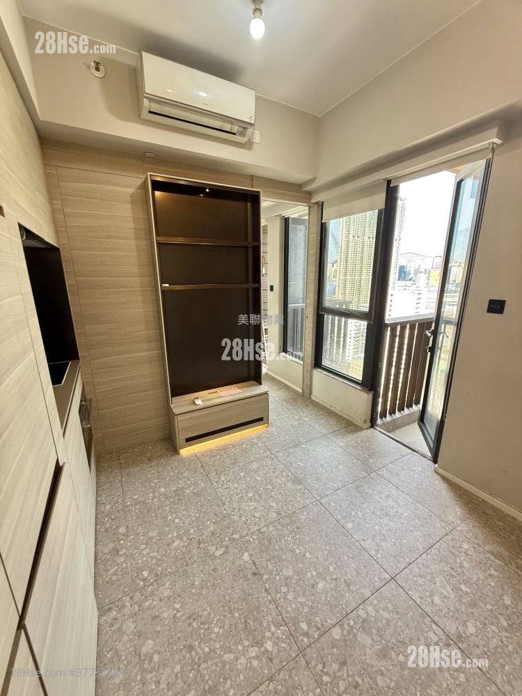 Artisan Garden Sell 1 Bedroom , 1 Bathroom 303 ft²