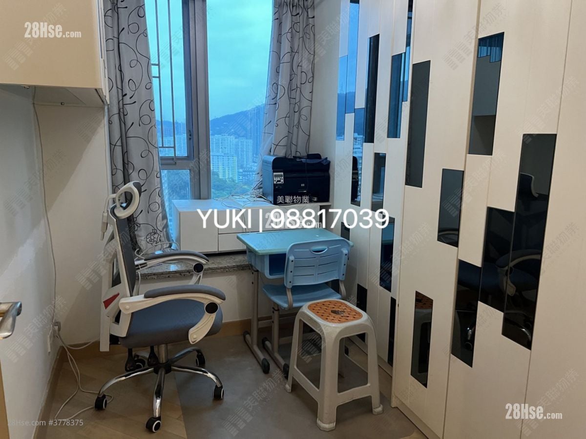 The Riverpark Rental 3 Bedrooms , 2 Bathrooms 720 ft²