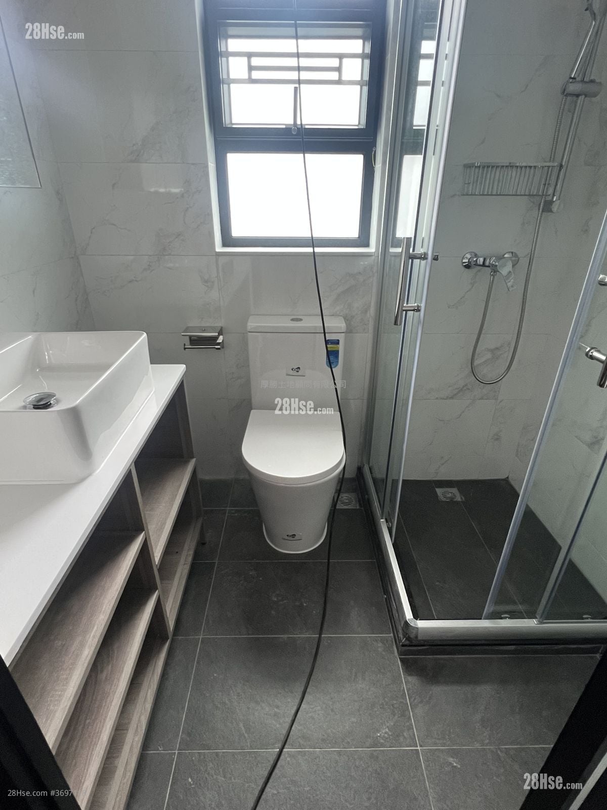 Village Rental Studio , 1 Bathroom 290 ft²