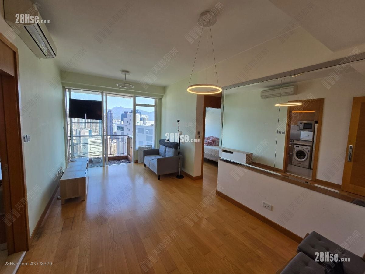 厅: 晋名峰 售盘 2 房 , 1 浴室 568 平方尺