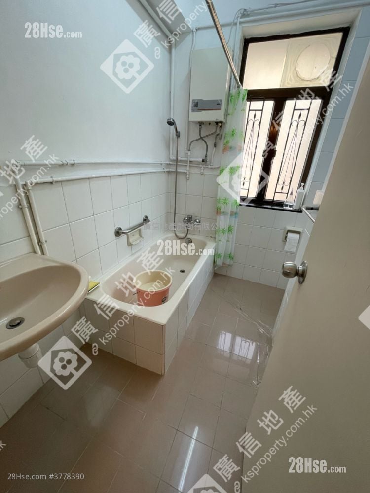 Dragon Phoenix Mansion Sell 3 Bedrooms , 2 Bathrooms 629 ft²