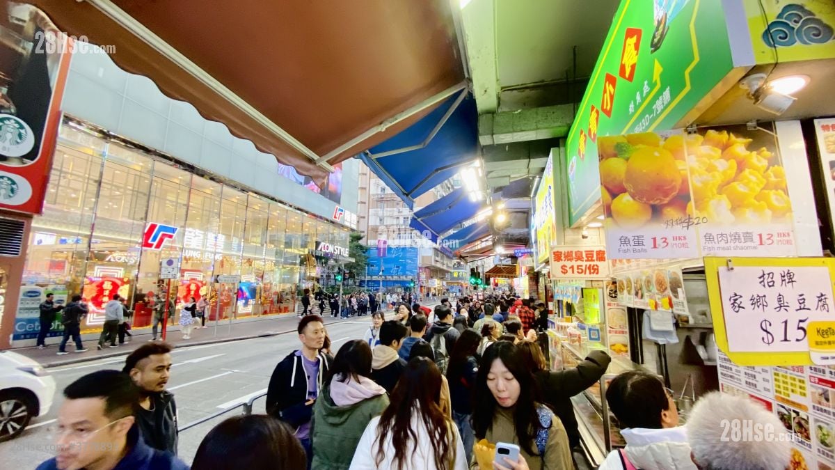 Yan On Building Rental 180 ft²