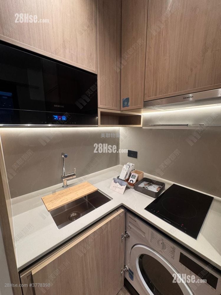 Hava Sell 2 Bedrooms , 1 Bathroom 387 ft²