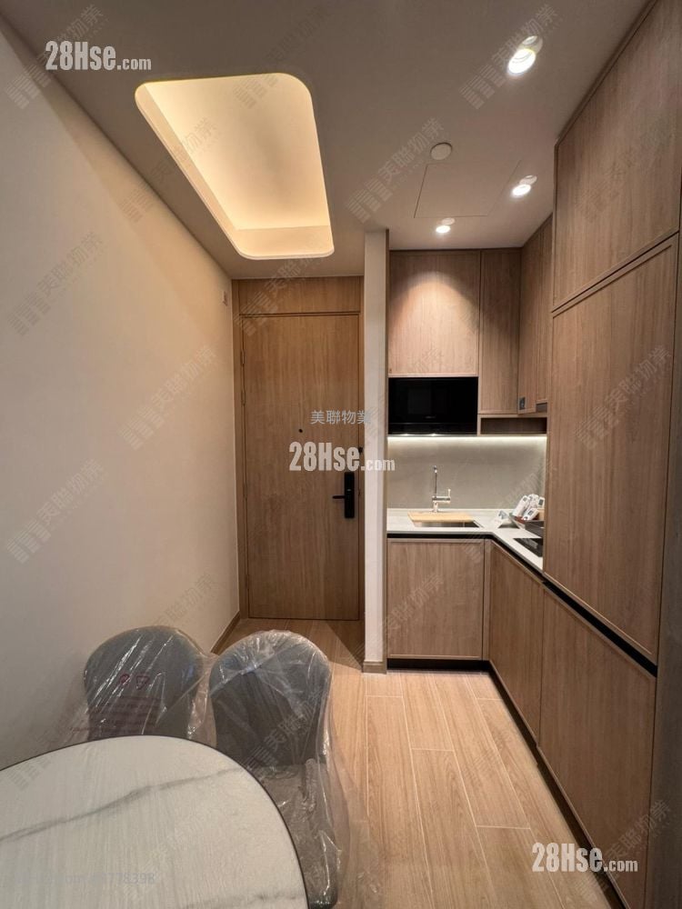 Hava Sell 2 Bedrooms , 1 Bathroom 387 ft²