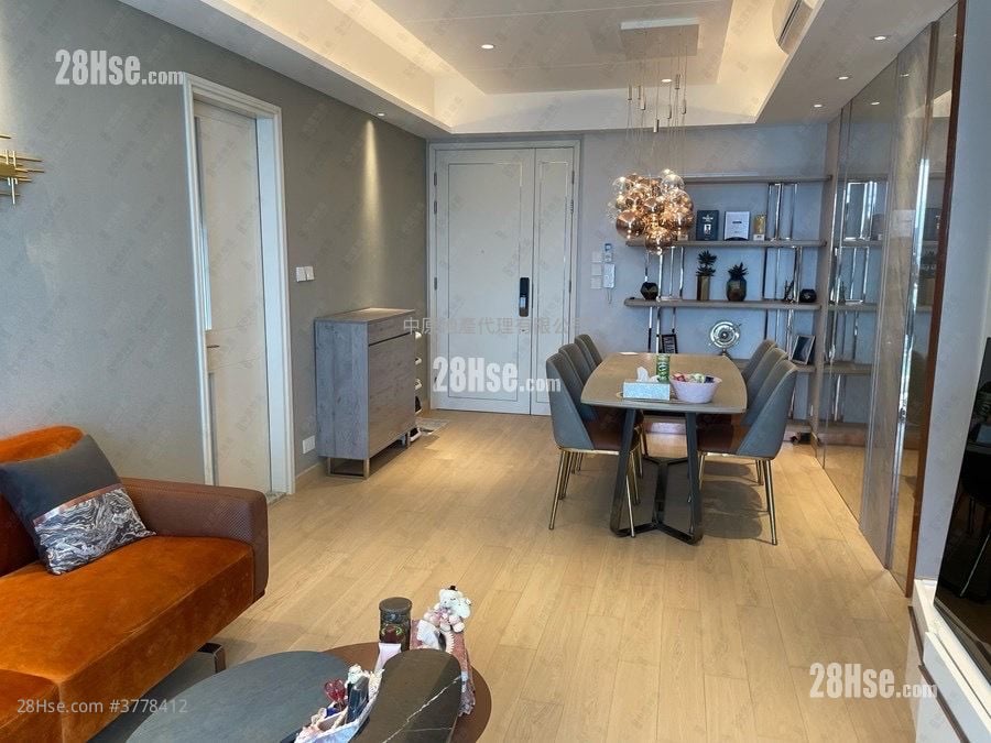 Monterey Sell 4 Bedrooms 1,078 ft²