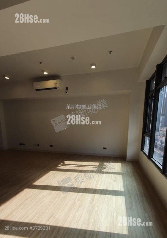 The Icon Sell 428 ft²