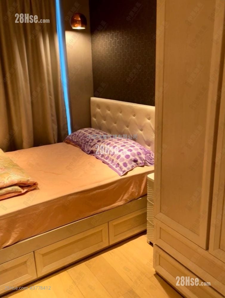 Monterey Sell 4 Bedrooms 1,078 ft²