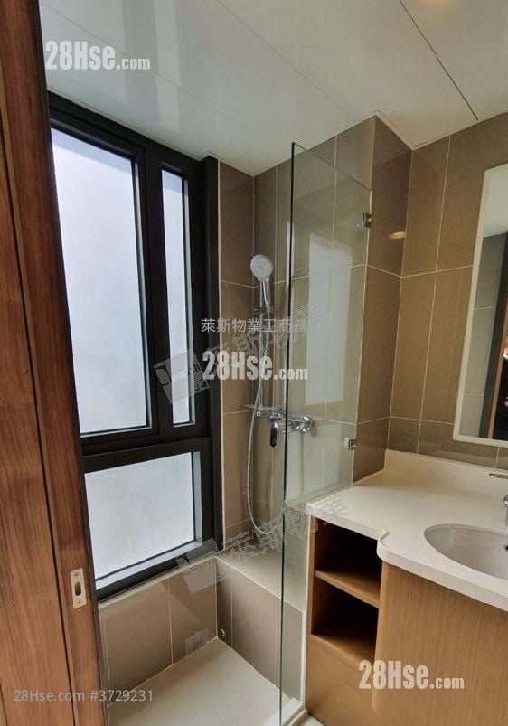 The Icon Sell 428 ft²