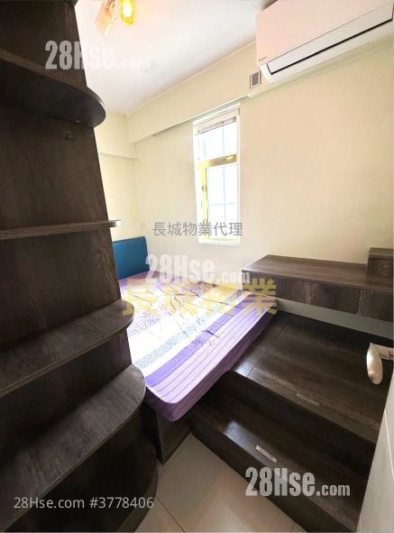 Tai Po Village House Sell 3 Bedrooms , 1 Bathroom