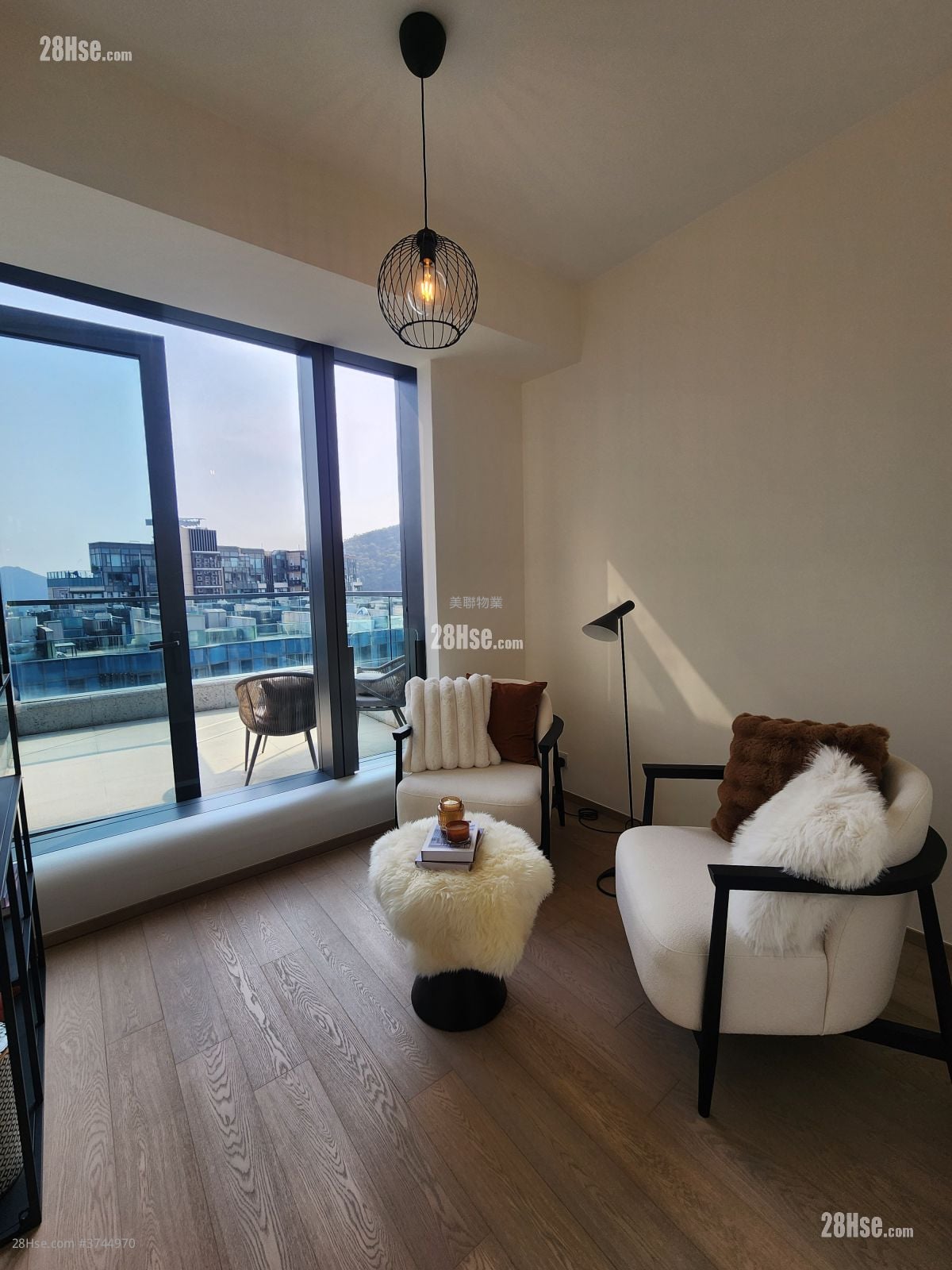 睡房 2: 澐沣 售盘 4 房 , 4 浴室 1,790 平方尺