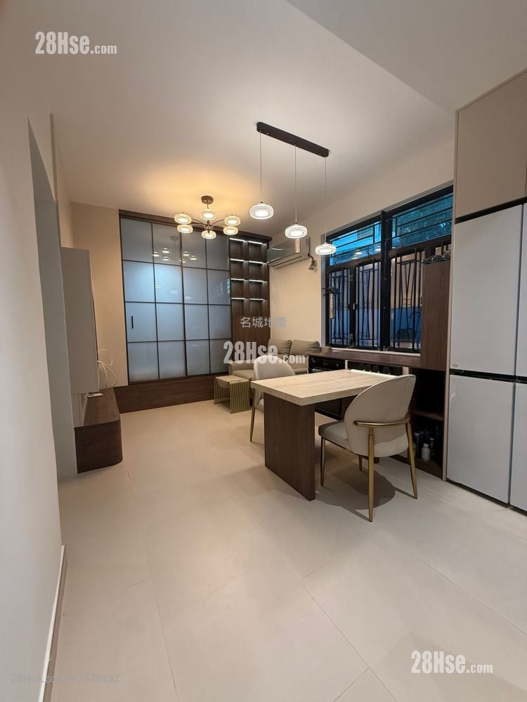 The Blossom Sell 3 Bedrooms , 1 Bathroom 670 ft²