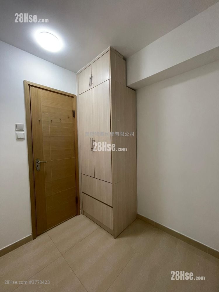 Choi Po Court Sell 1 Bedroom 351 ft²