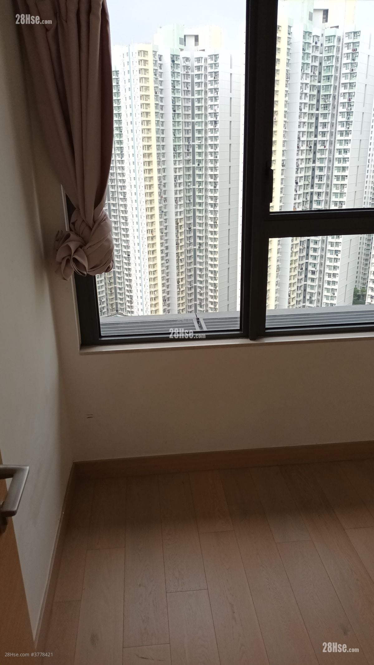 Victoria Skye Rental 2 Bedrooms , 1 Bathroom 460 ft²