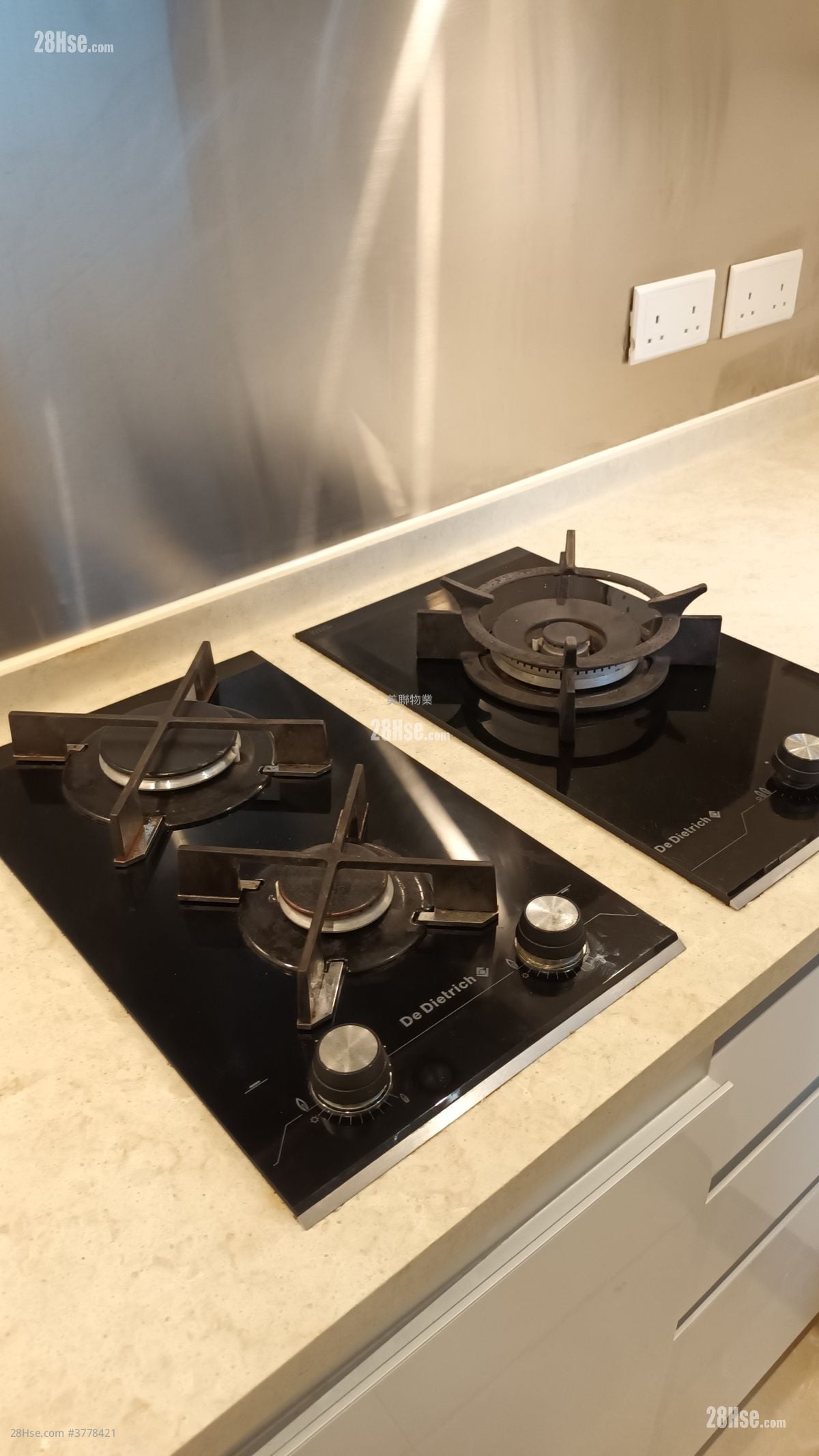 Victoria Skye Rental 2 Bedrooms , 1 Bathroom 460 ft²