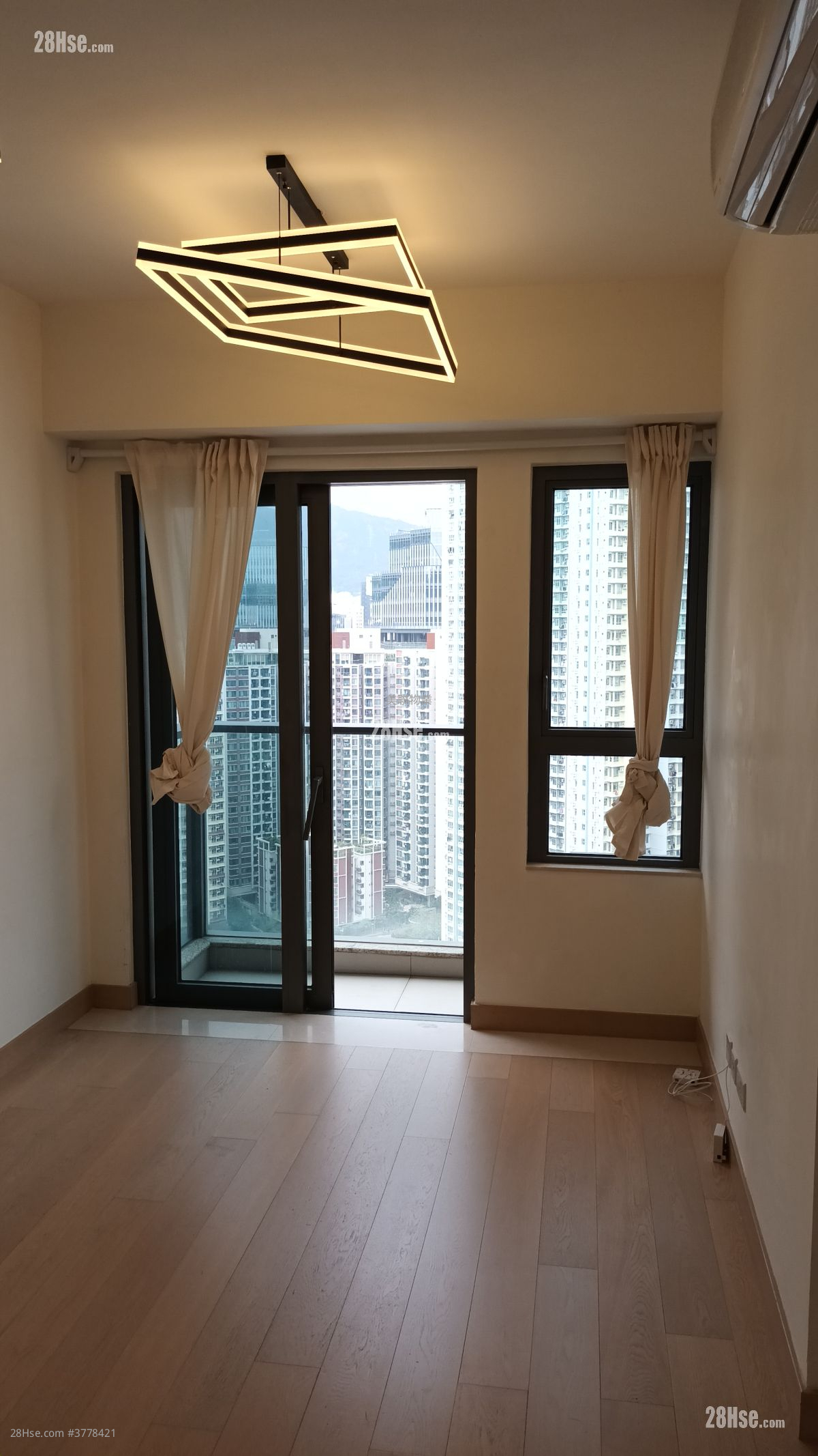 Victoria Skye Rental 2 Bedrooms , 1 Bathroom 460 ft²