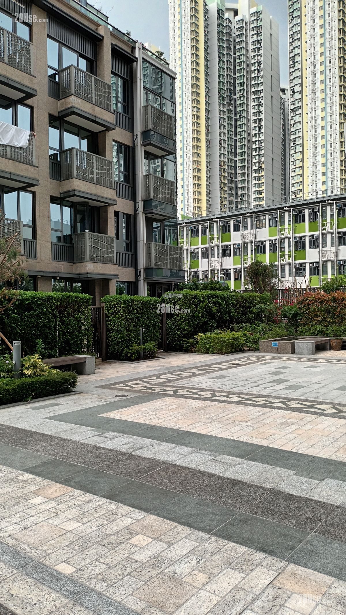 Victoria Skye Rental 2 Bedrooms , 1 Bathroom 460 ft²