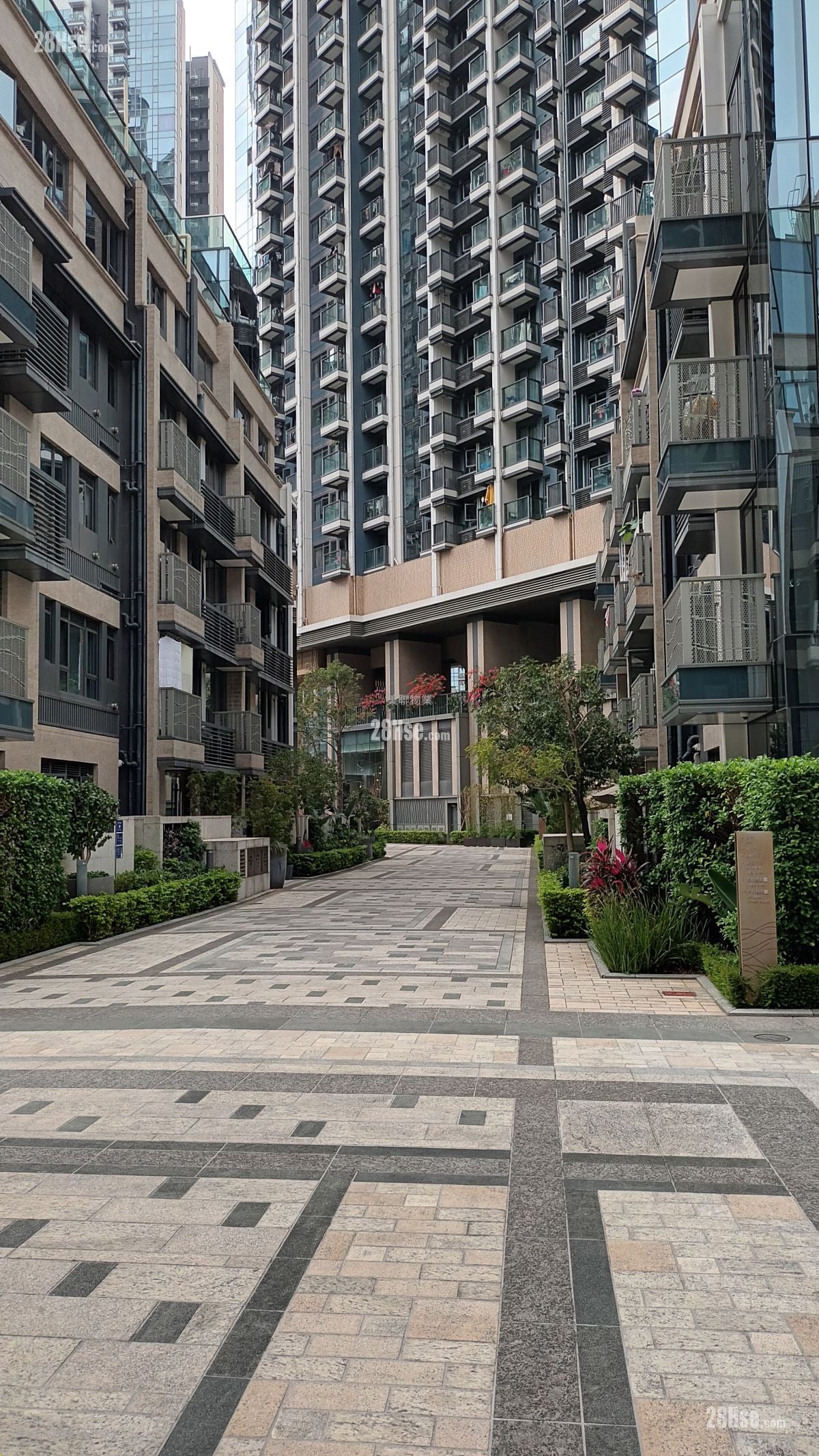 Victoria Skye Rental 2 Bedrooms , 1 Bathroom 460 ft²