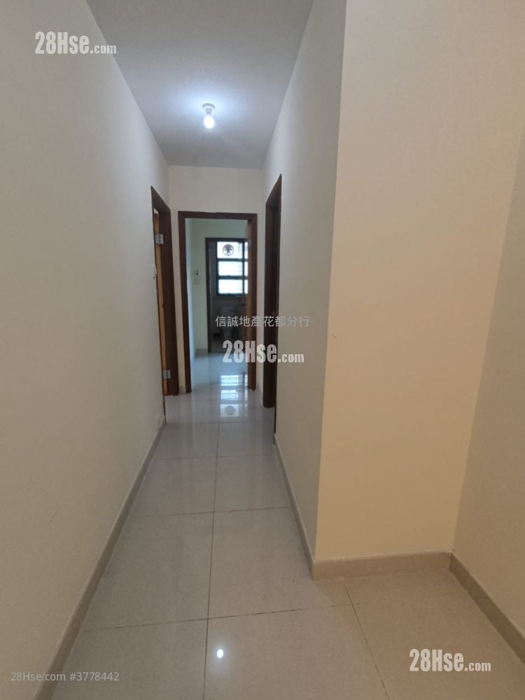Wo Hing Road Rental 4 Bedrooms , 3 Bathrooms