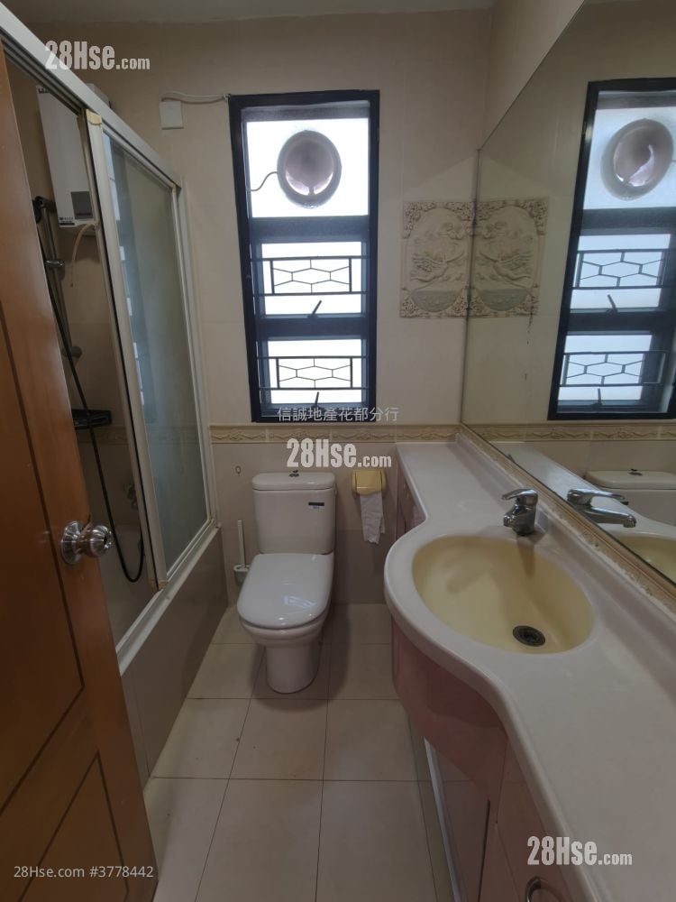 Wo Hing Road Rental 4 Bedrooms , 3 Bathrooms