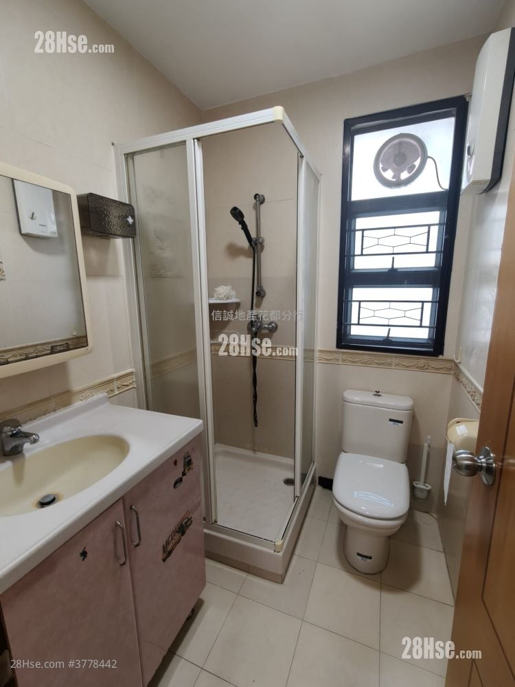 Wo Hing Road Rental 4 Bedrooms , 3 Bathrooms