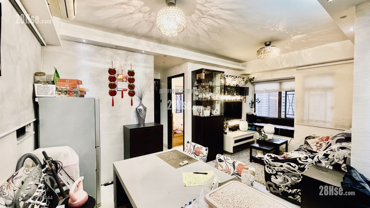 Union Plaza Sell 2 Bedrooms 442 ft²