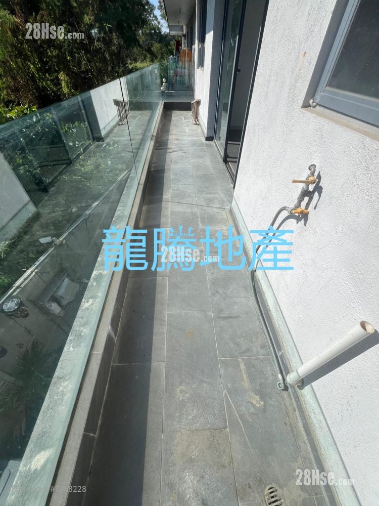 村屋 售盘 3 房 , 2 浴室