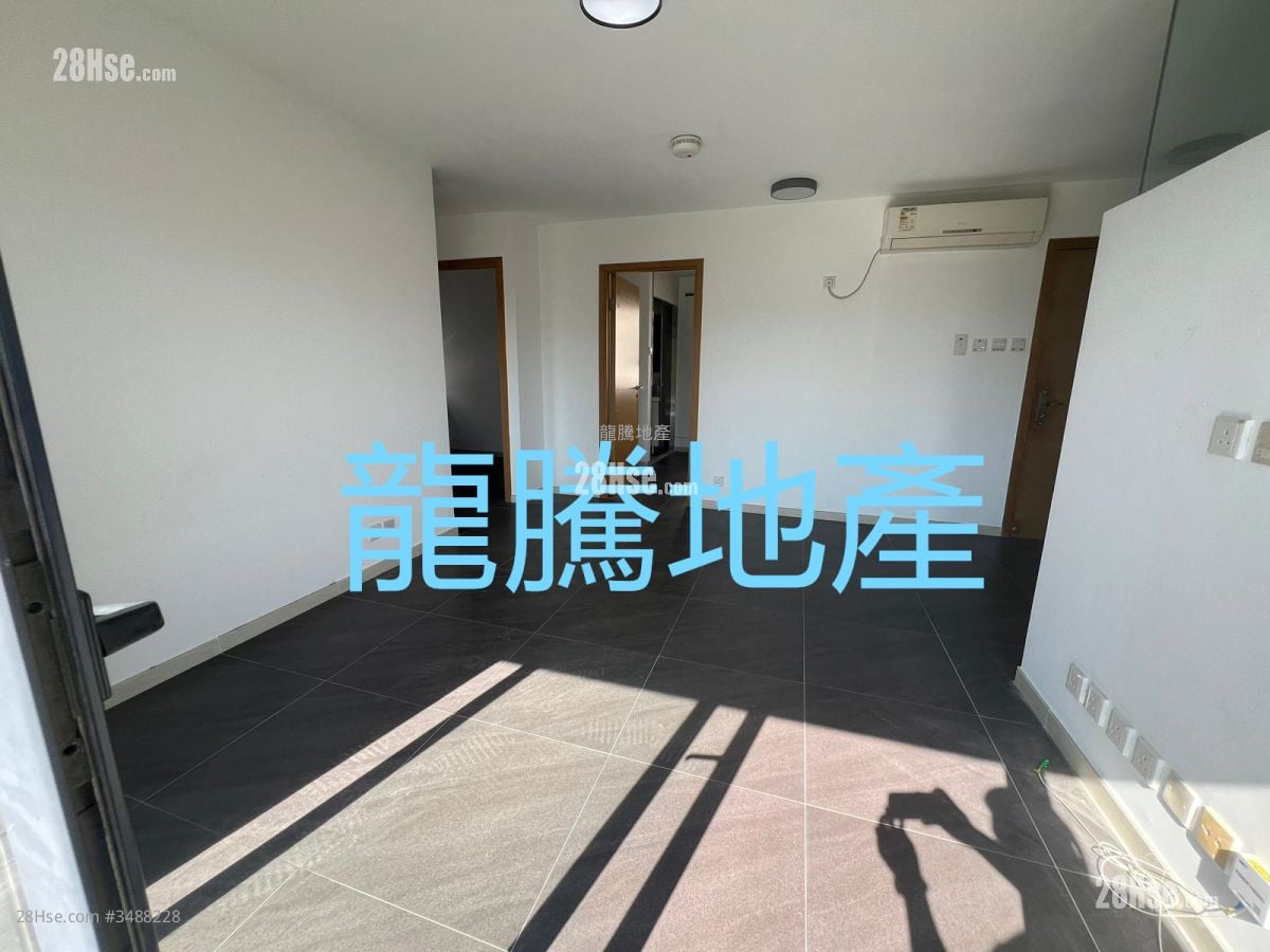 村屋 售盘 3 房 , 2 浴室