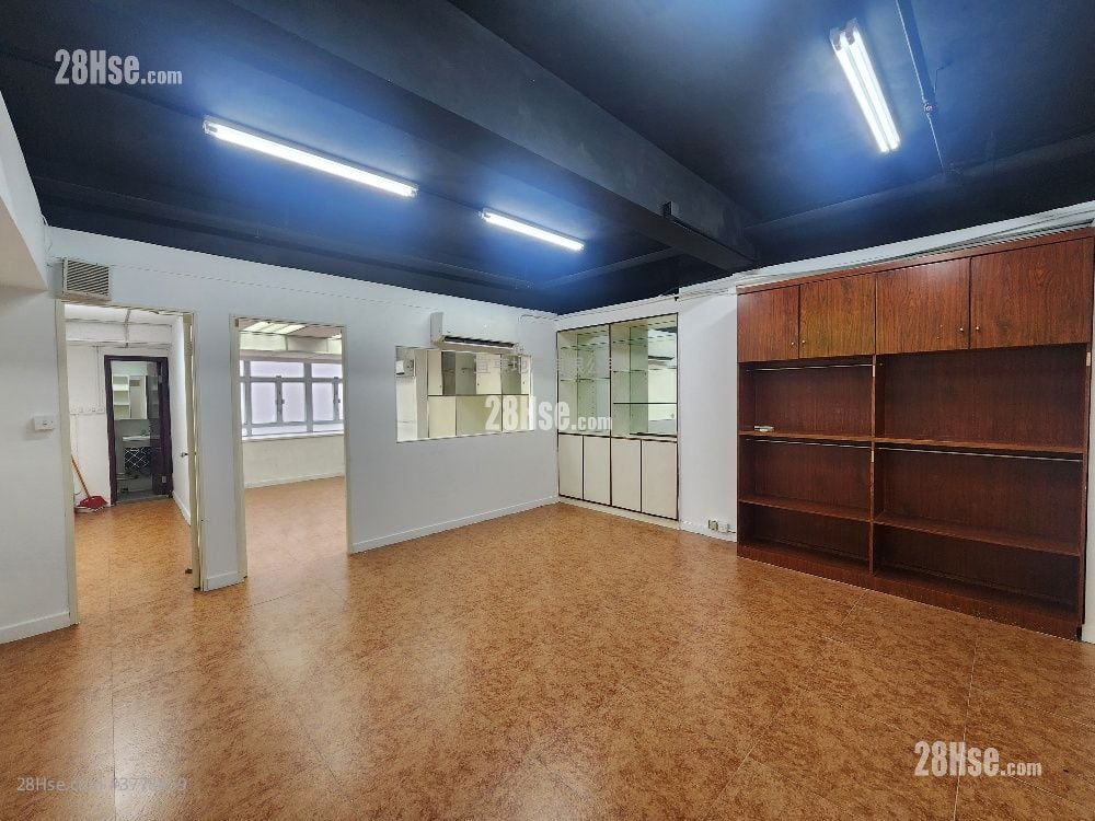 国际852建尺 连租约及货车位 售360万