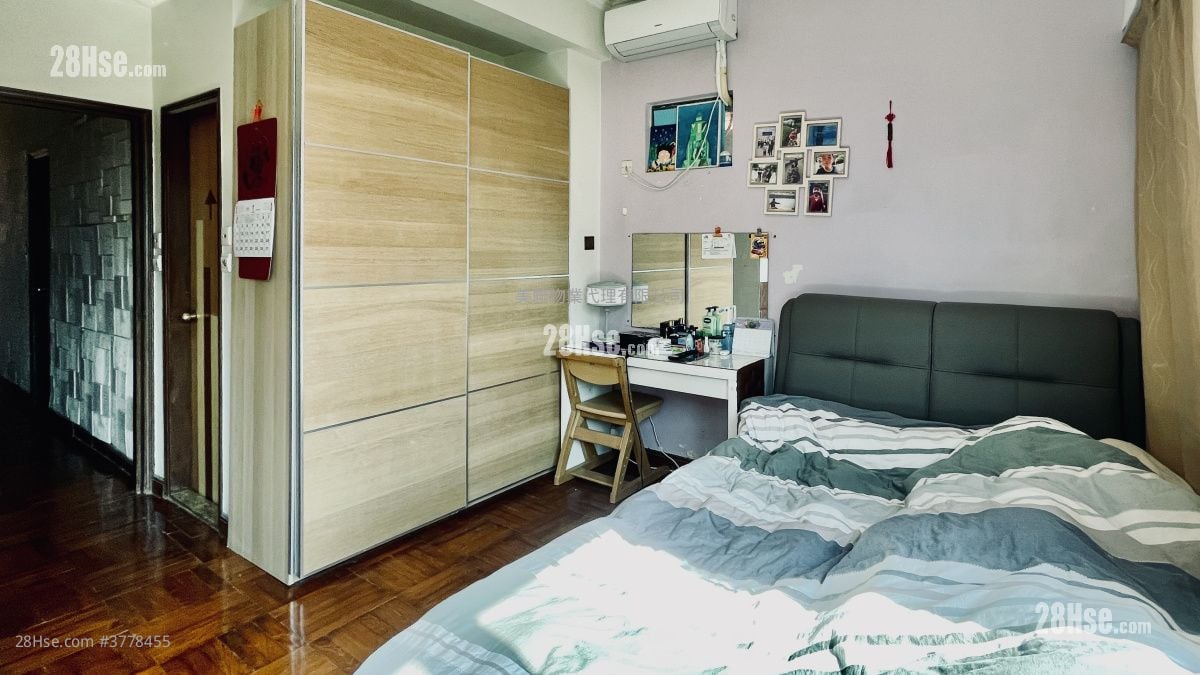 Woodland Crest Sell 3 Bedrooms , 3 Bathrooms 1,022 ft²