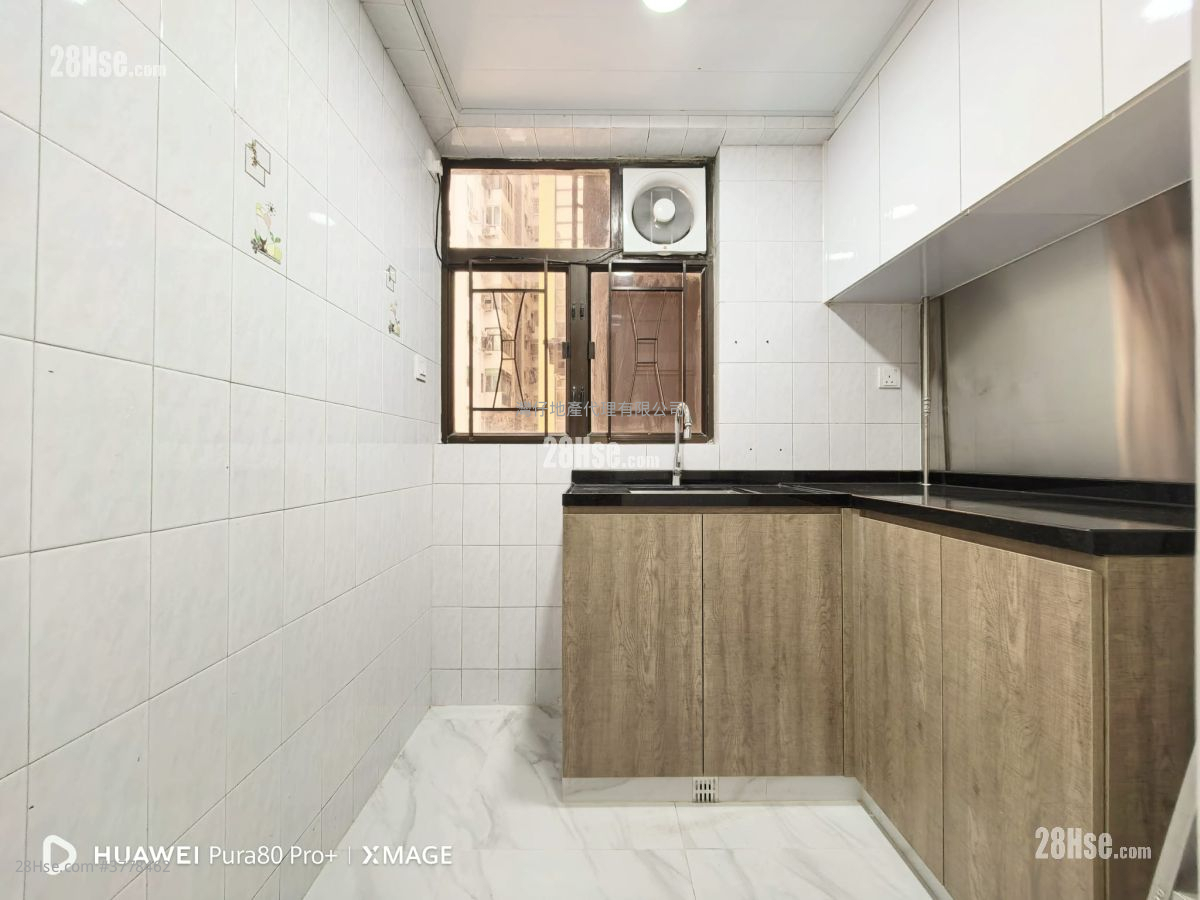 置安大厦 租盘 2 房 , 1 浴室 465 平方尺