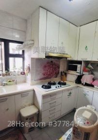 Parc Royale Sell 3 Bedrooms , 2 Bathrooms 942 ft²