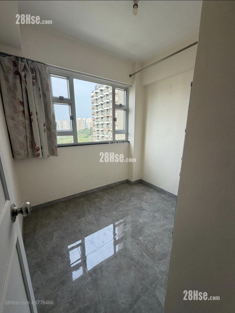 Lakeshore Building Sell 2 Bedrooms , 1 Bathroom 364 ft²