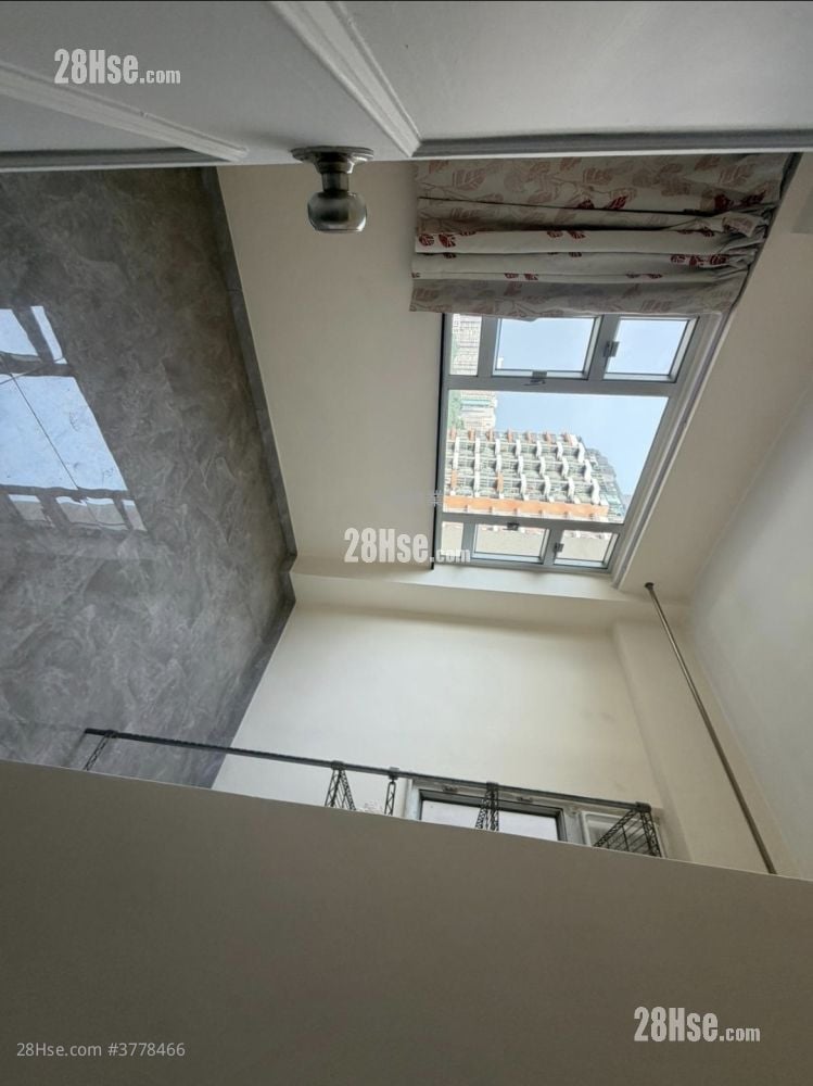 Lakeshore Building Sell 2 Bedrooms , 1 Bathroom 364 ft²