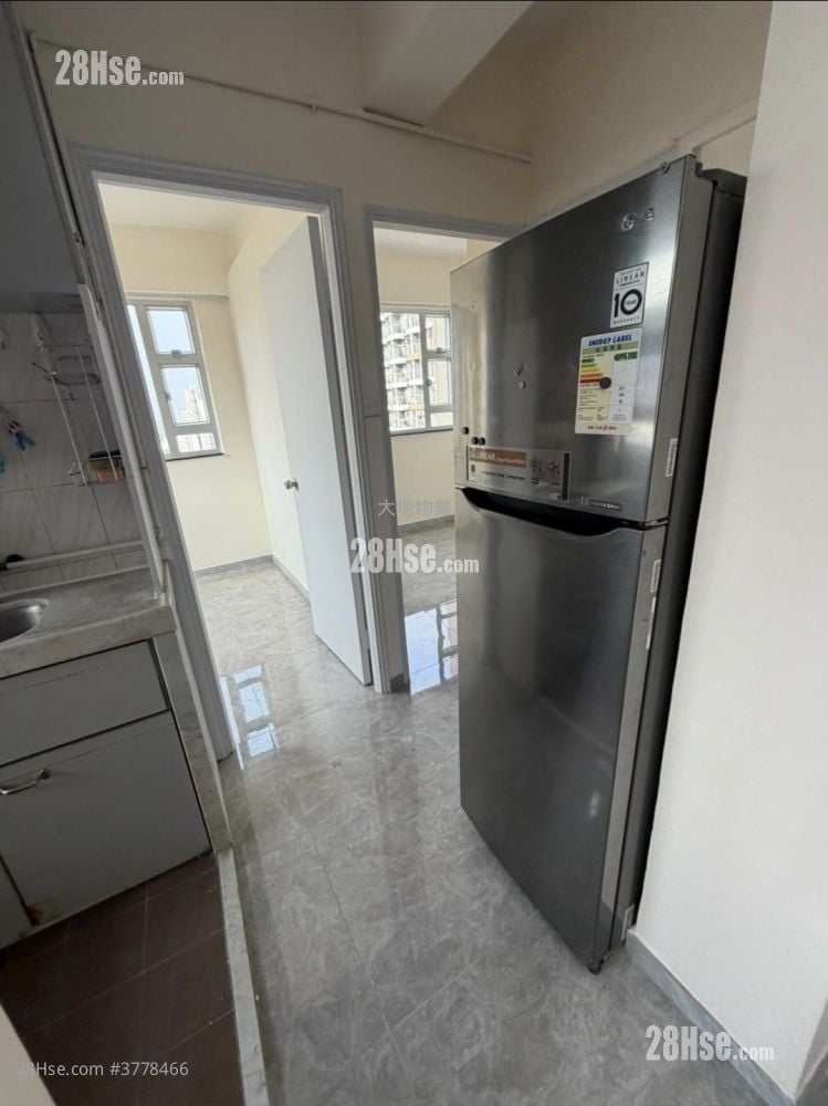 Lakeshore Building Sell 2 Bedrooms , 1 Bathroom 364 ft²