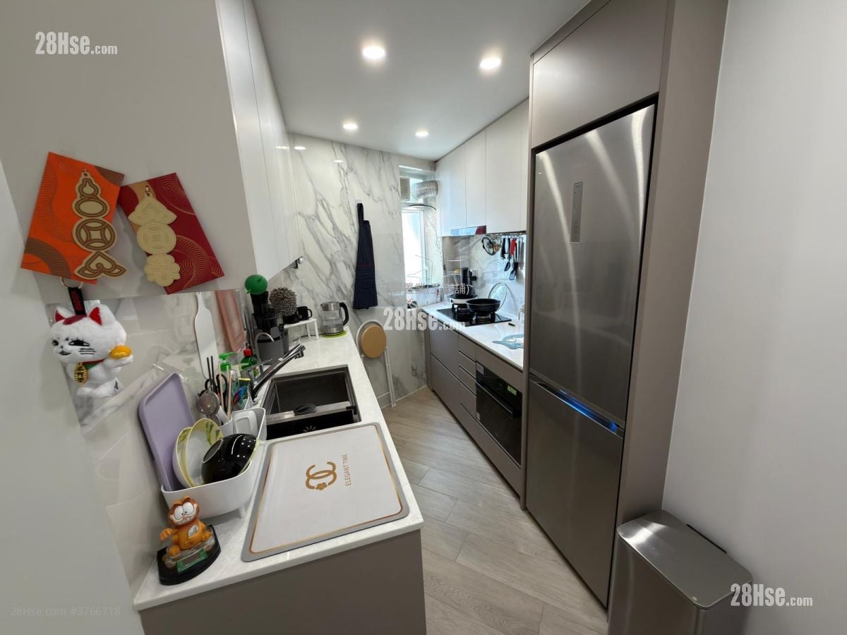 Greenwood Terrace Sell 3 Bedrooms , 1 Bathroom 646 ft²