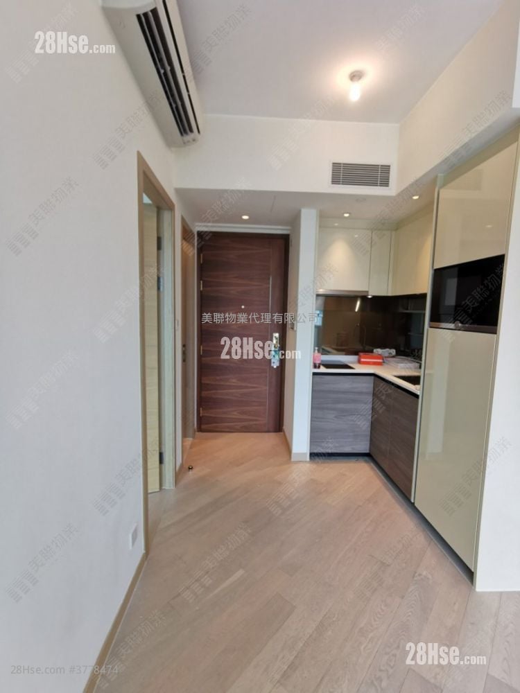 Grand Central Sell 1 Bedroom , 1 Bathroom 333 ft²