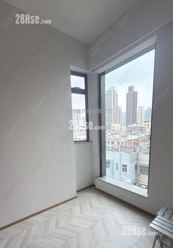 Eight Southpark Sell 1 Bedroom , 1 Bathroom 262 ft²