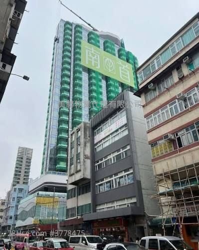 Eight Southpark Sell 1 Bedroom , 1 Bathroom 262 ft²