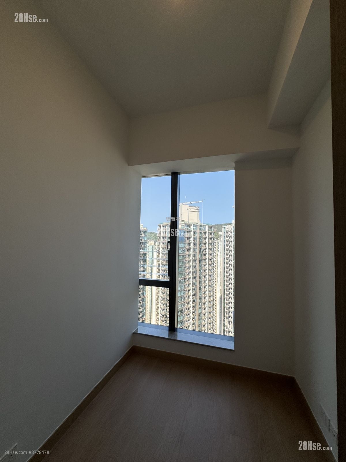 Park Seasons 租盘 1 房 , 1 浴室 323 平方尺