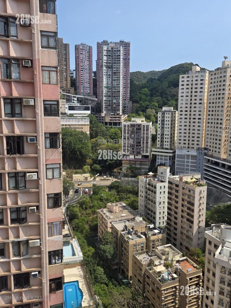 富泽花园 售盘 3 房 , 2 浴室 652 平方尺