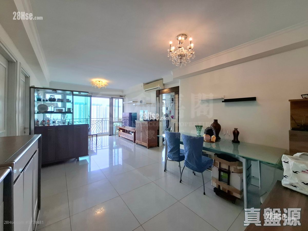 Caribbean Coast Sell 3 Bedrooms , 2 Bathrooms 912 ft²