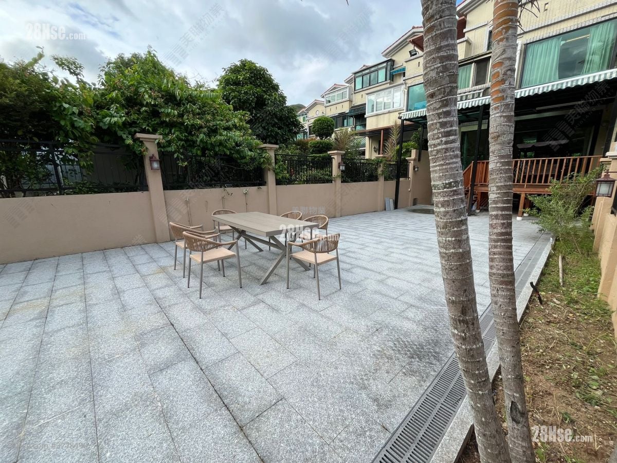 Villa Pinada House Sell 3 Bedrooms 1,178 ft²