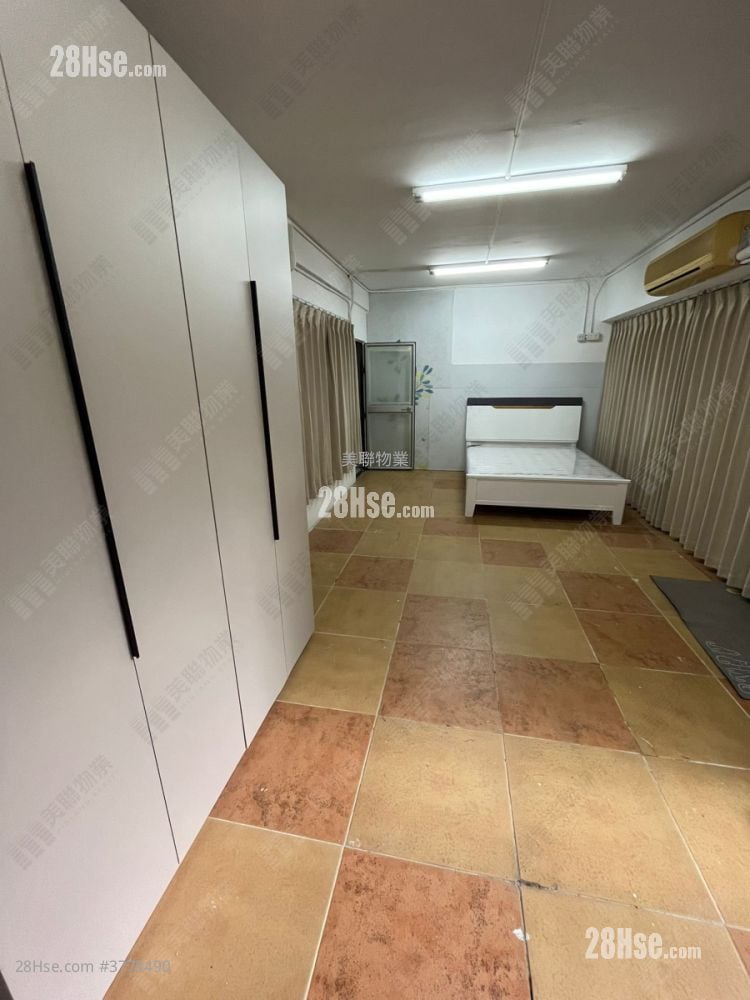 Villa Pinada House Sell 3 Bedrooms 1,178 ft²